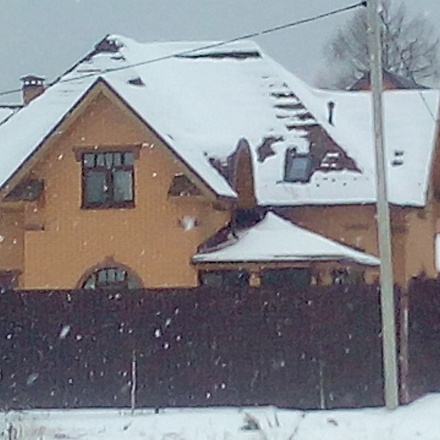 Продам дом в селе Озерецкое.