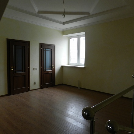 Продаю готовый дом 360 кв. м. на уч. 8 соток, в 9 км. от МКАД по Дмитровскому шоссе