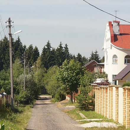 Продаётся земельный участок правильной формы 10 соток, 20 км от МКАД по Дмитровке
