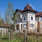 Продается коттедж 1350 м. в охраняемом поселке Новорижское ш. 24 км. от МКАД ID: 3040