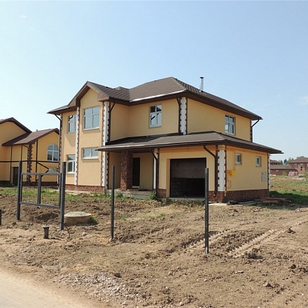 Подается дом 243 метра квадратных, в Мытищинском районе, около города Лобня.