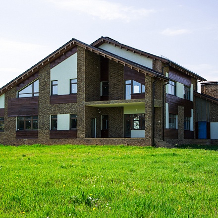 Продается дом 702 кв. м., 50соток, в поселке премиум класса. Новорижское ш. 19 км. от МКАД