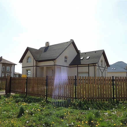 Продается отличный дом 270 метров квадратных, в Мытищинском районе, вблизи города Лобня.