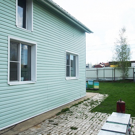 Продается дом 200 кв. м. в д. Овсянниково, Рогачевское ш. 25 км. от МКАД