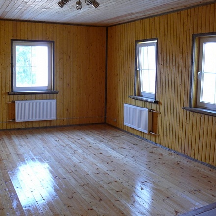 Продается дом из бруса 150 кв. м. для постоянного проживания в г. Яхрома. 45 км. от МКАД