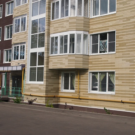 Продается однокомнатная квартира 47 кв.м. в г. Яхрома. 45 км. от МКАД